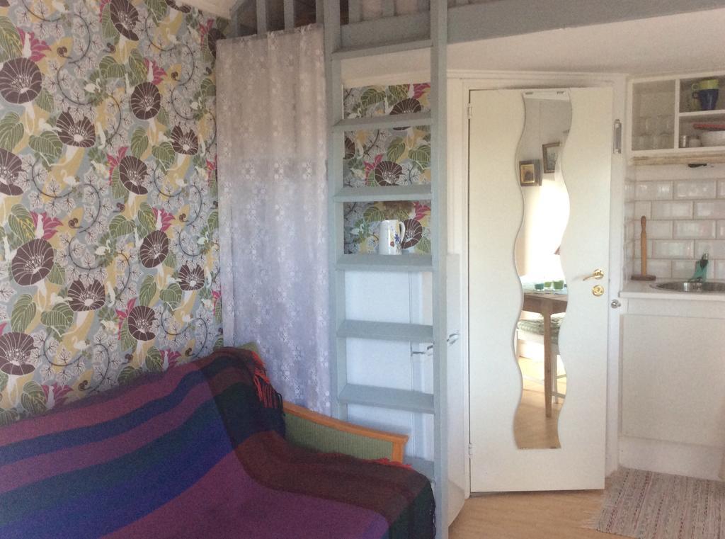Skyberga Torp Kumla Villa Esterno foto