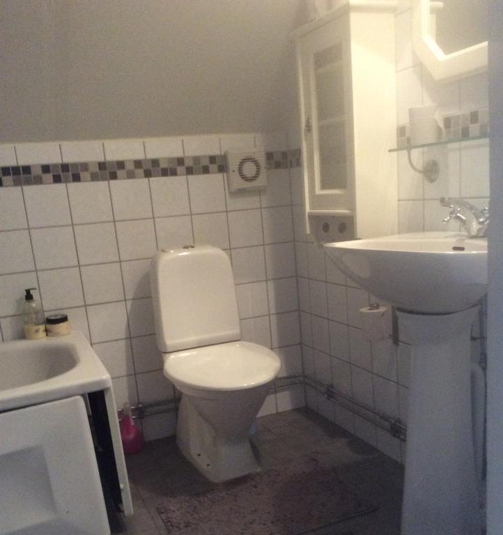 Skyberga Torp Kumla Villa Esterno foto